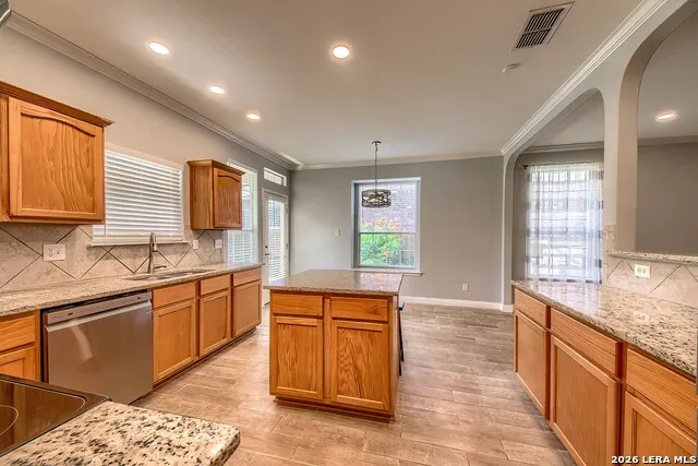 6303 BIG BEND CV San Antonio, TX 78253