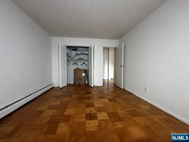 873 Main Street 4G Hackensack, NJ 07601