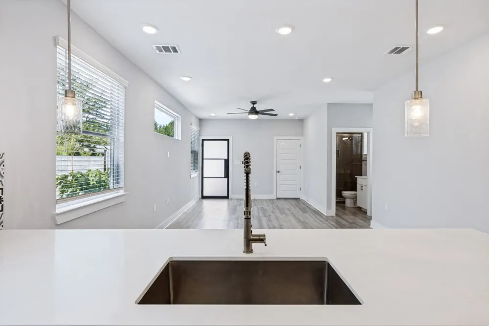 1042 Rosemont Street #2 Austin, TX 78723