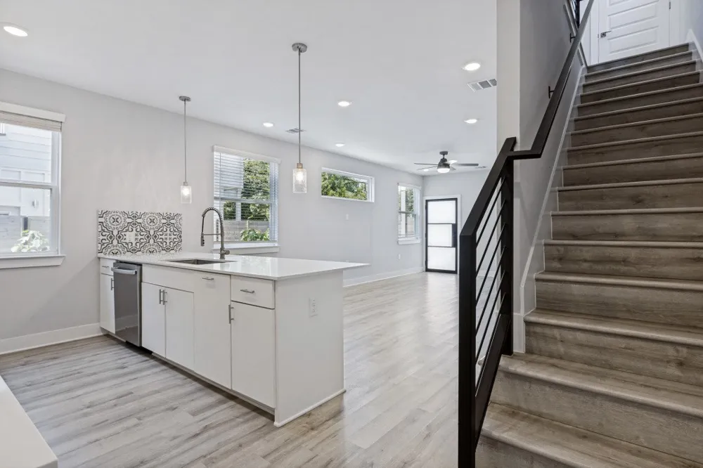1042 Rosemont Street #2 Austin, TX 78723