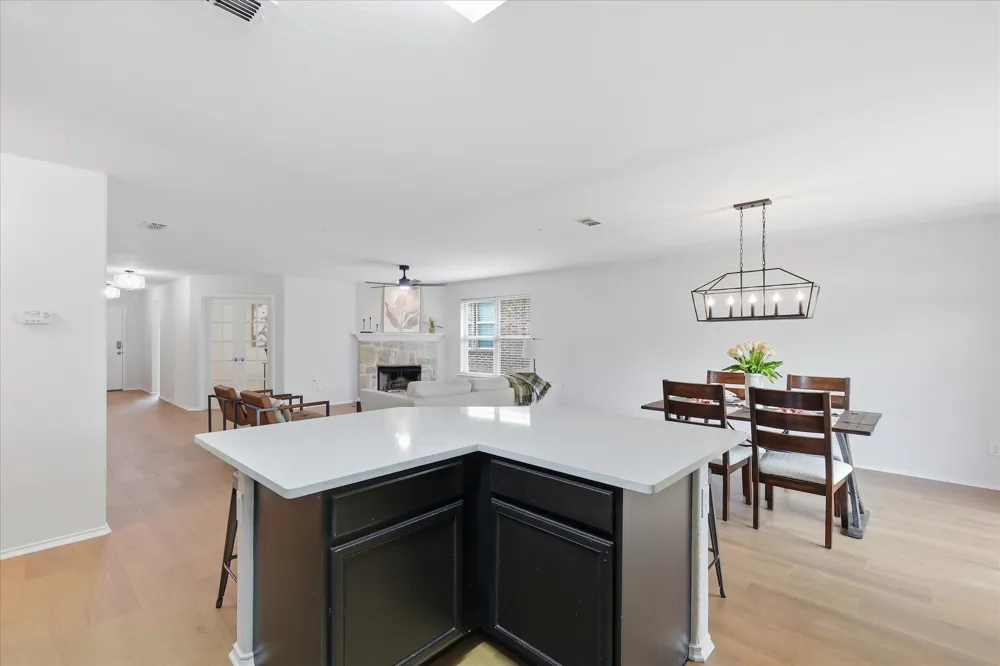 3900 Oceanview Drive Denton, TX 76208