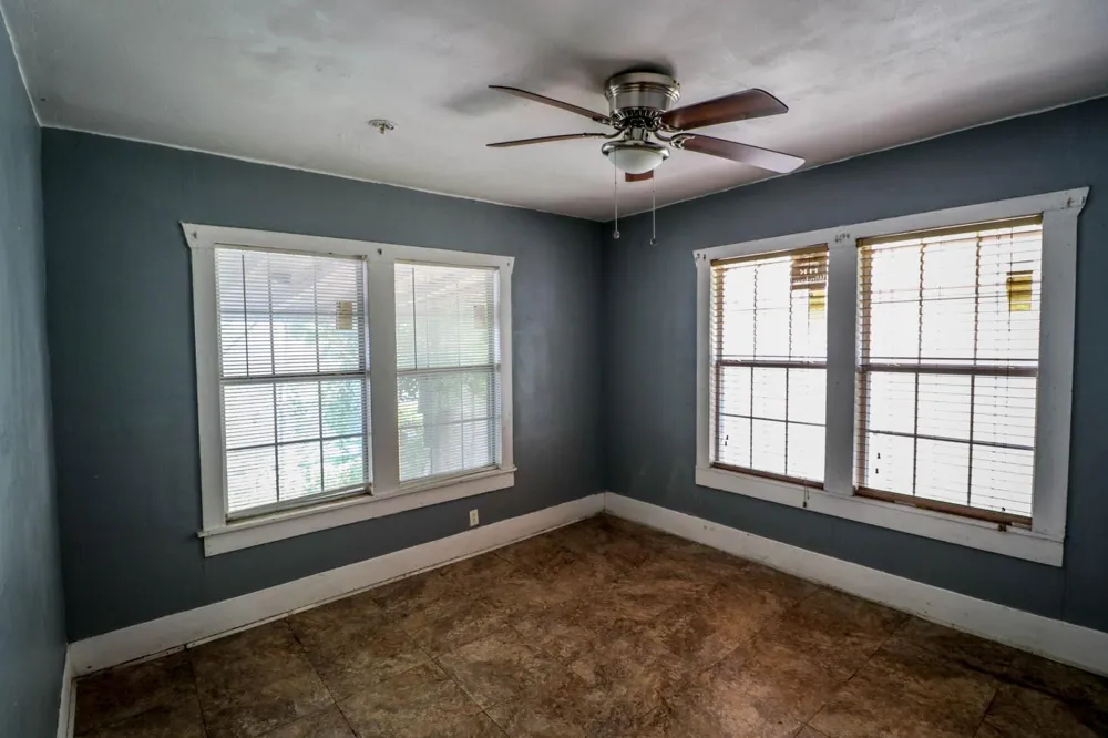 9243 E Avenue O Houston, TX 77012