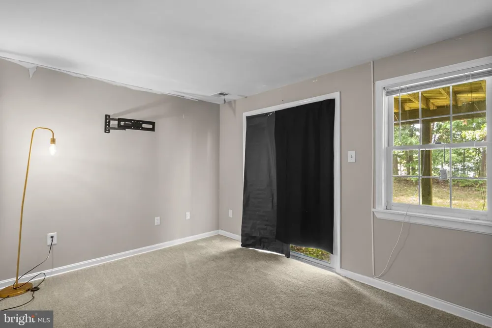 14122 OAKPOINTE DRIVE Laurel, MD 20707