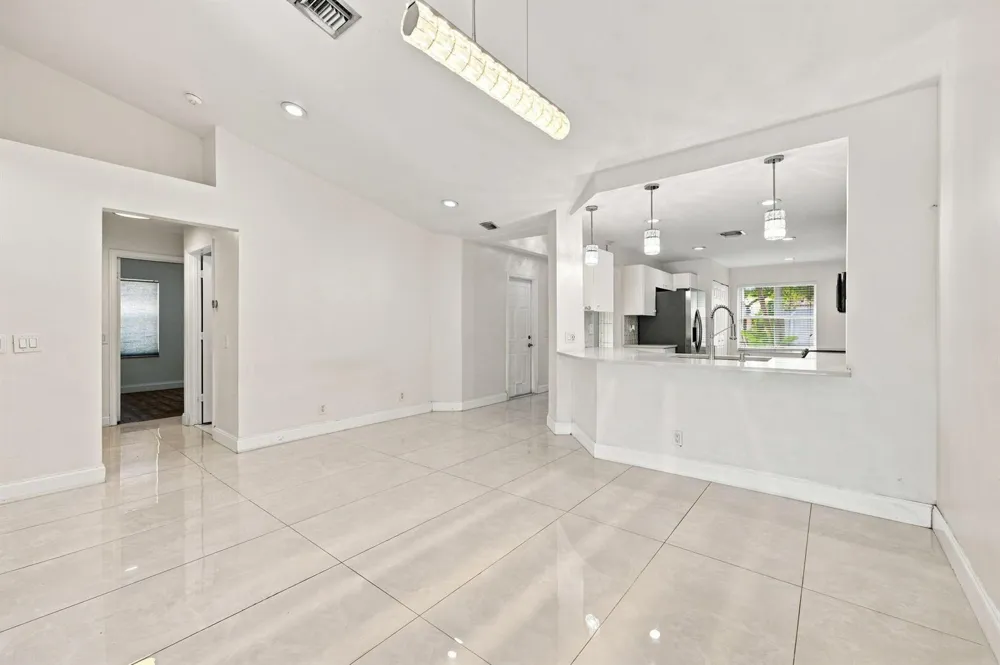 1590 ORION LANE Weston, FL 33327