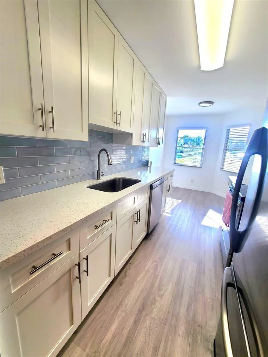 1200 SW 124TH #105-O Pembroke Pines, FL 33027