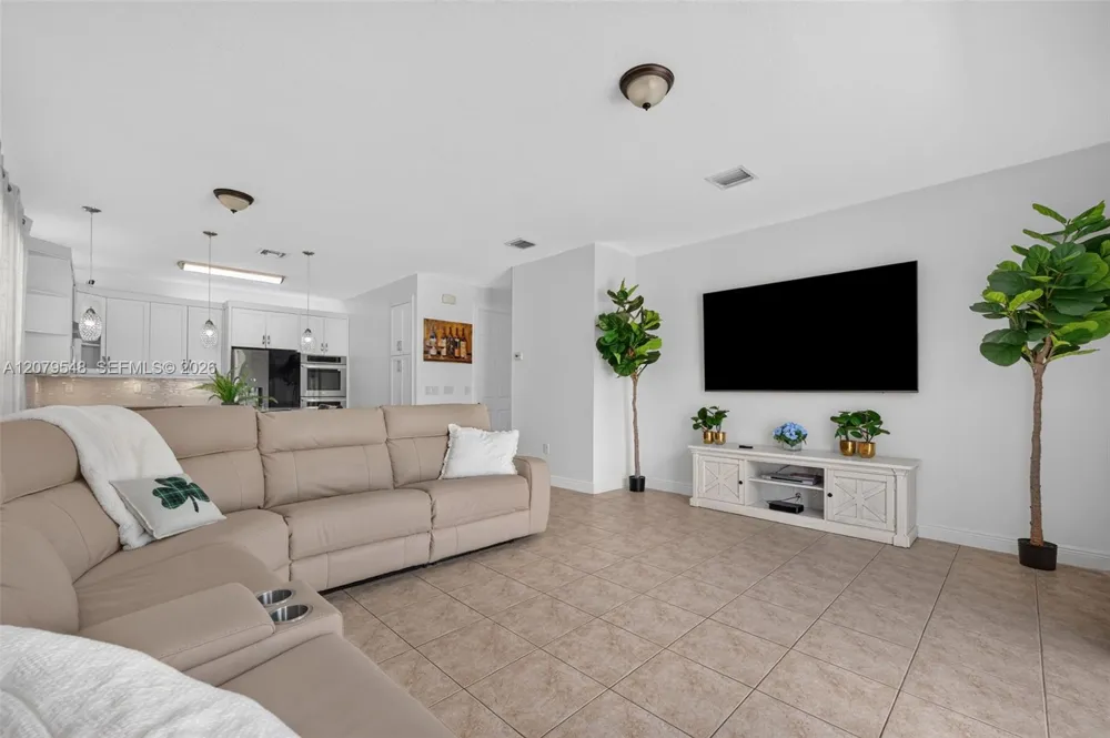 18051 SW 41st St Miramar, FL 33029