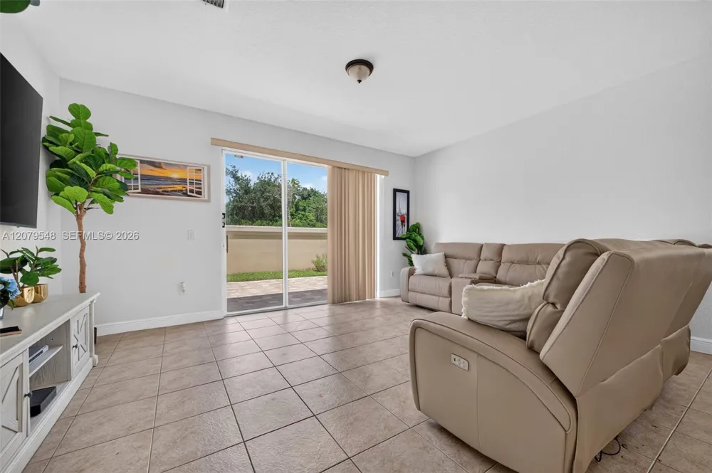 18051 SW 41st St Miramar, FL 33029