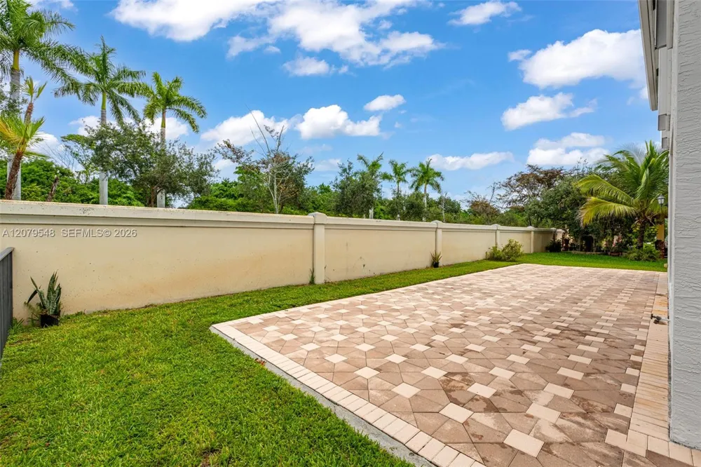 18051 SW 41st St Miramar, FL 33029