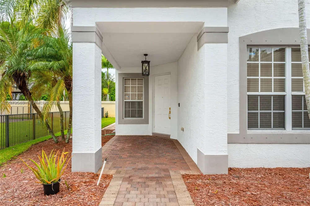 18051 SW 41st St Miramar, FL 33029