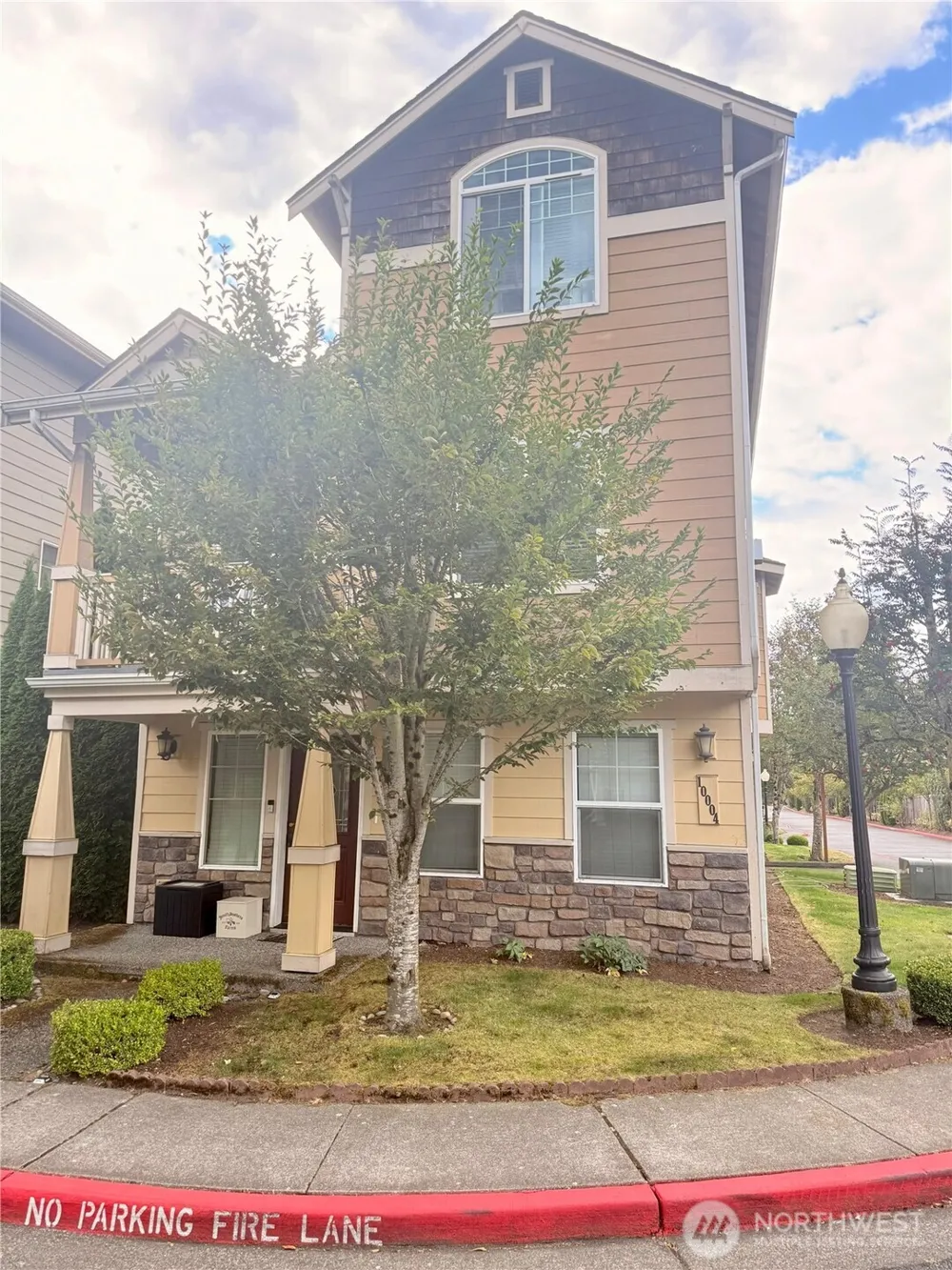 10004 13th Dr SE Everett, WA 98208