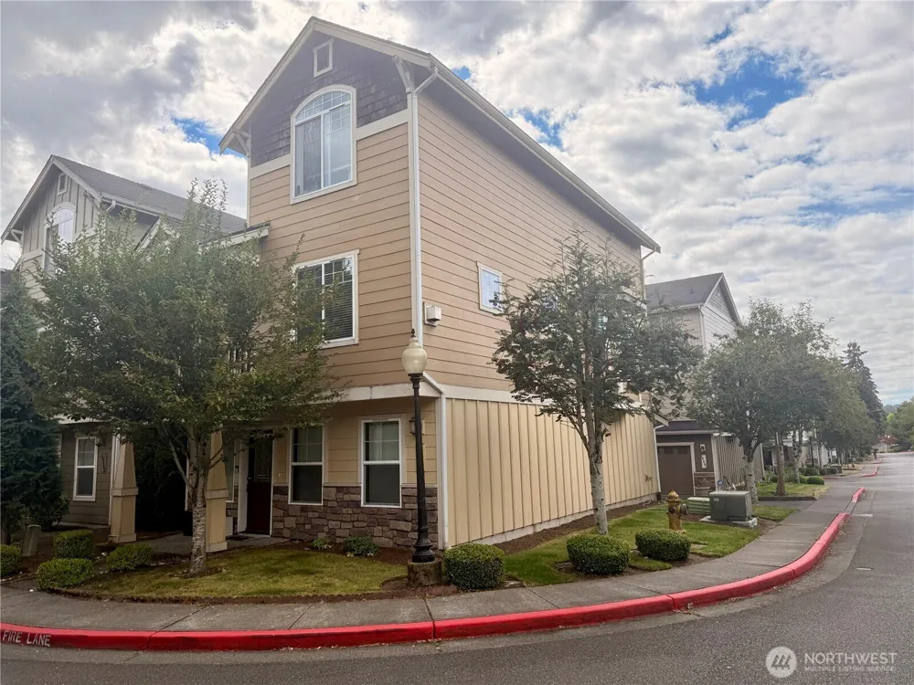 10004 13th Dr SE Everett, WA 98208