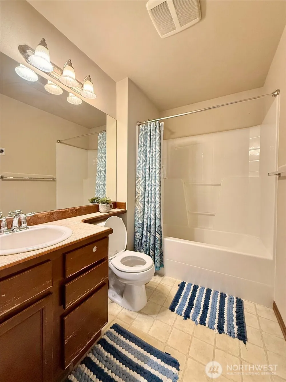 10004 13th Dr SE Everett, WA 98208