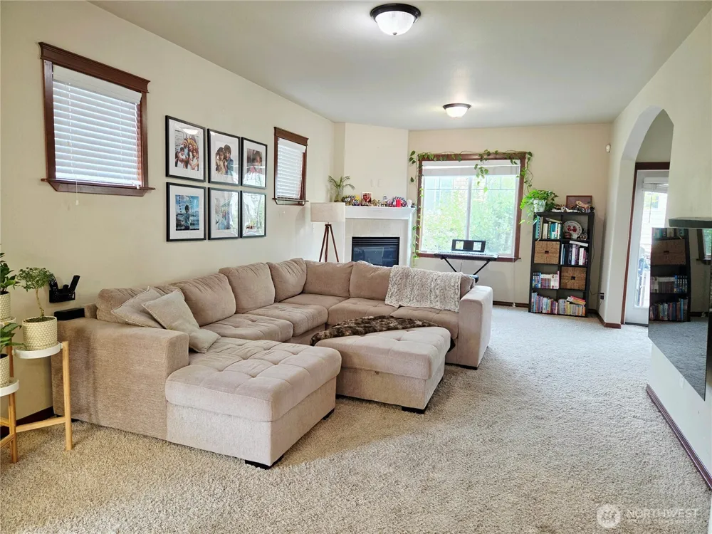 10004 13th Dr SE Everett, WA 98208