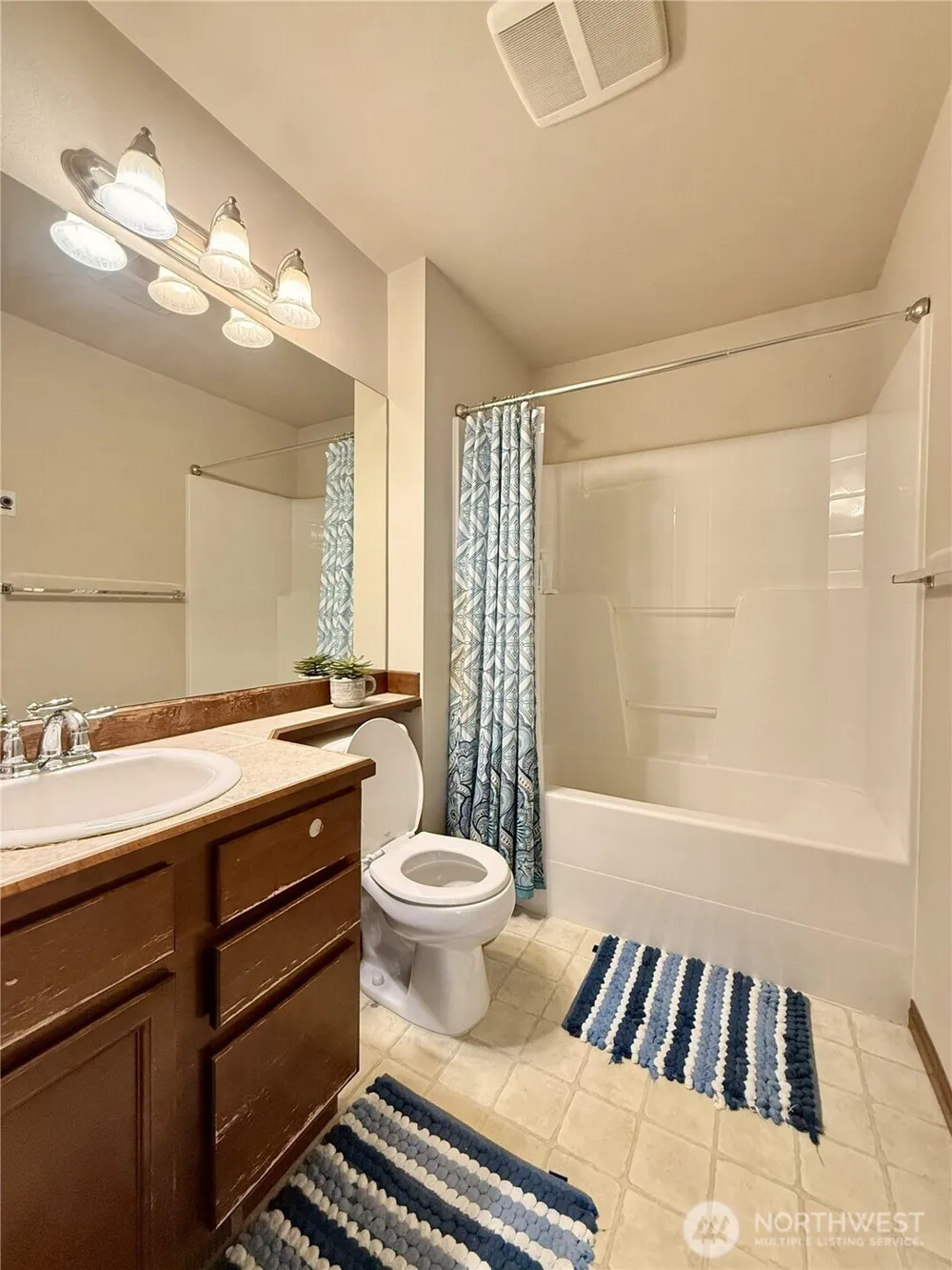 10004 13th Dr SE Everett, WA 98208