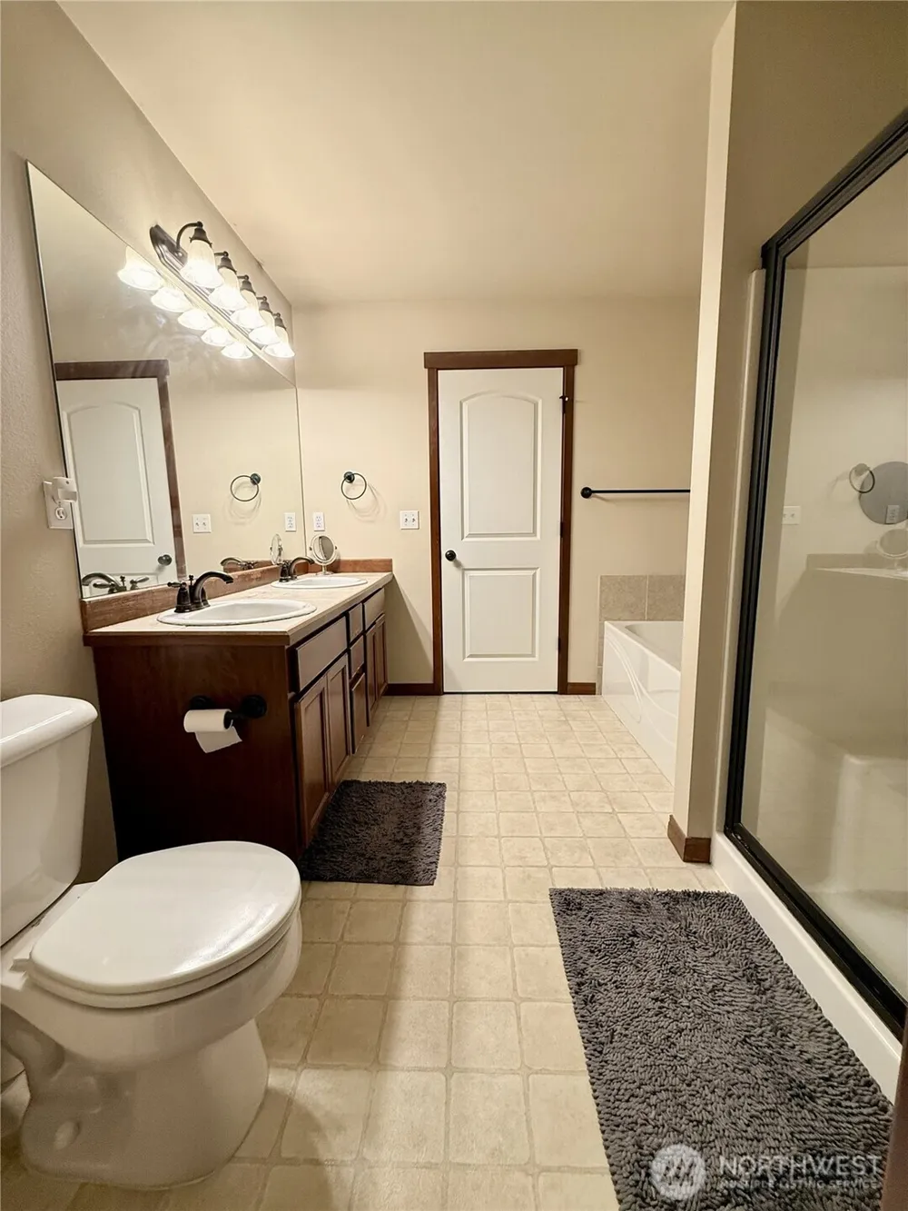 10004 13th Dr SE Everett, WA 98208