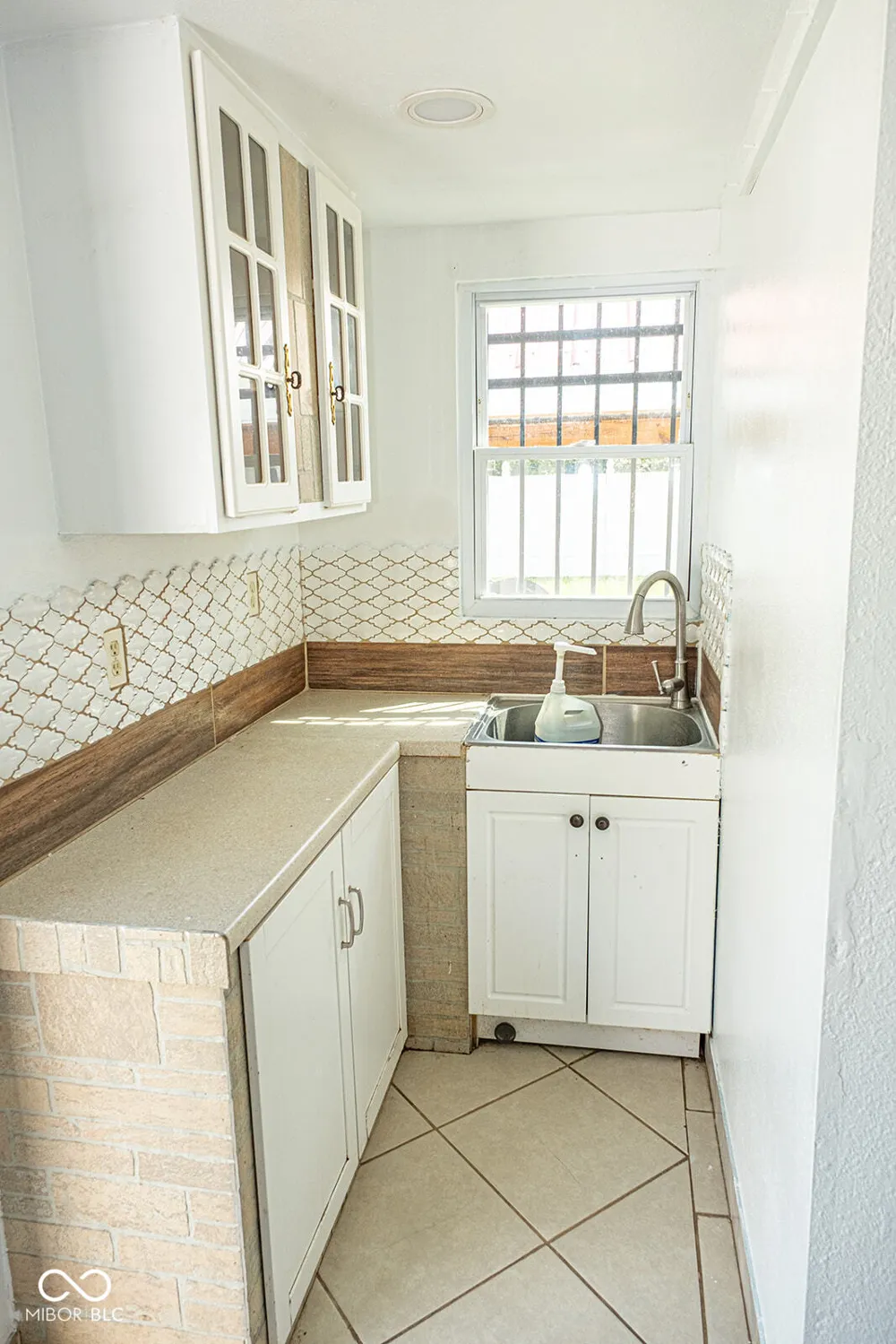 2325 Webster Avenue Indianapolis, IN 46219