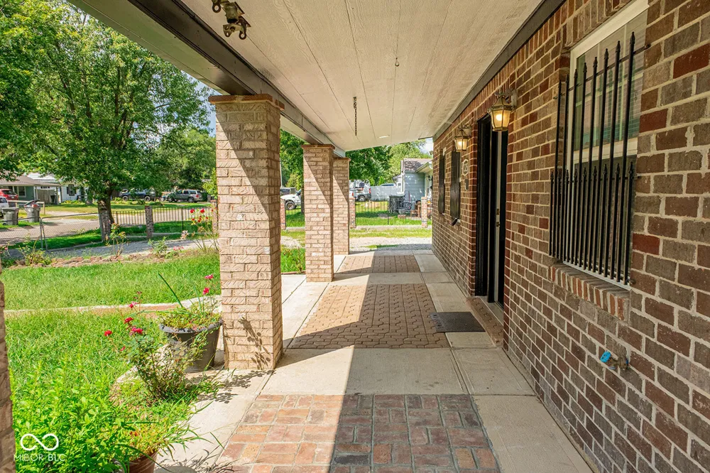 2325 Webster Avenue Indianapolis, IN 46219