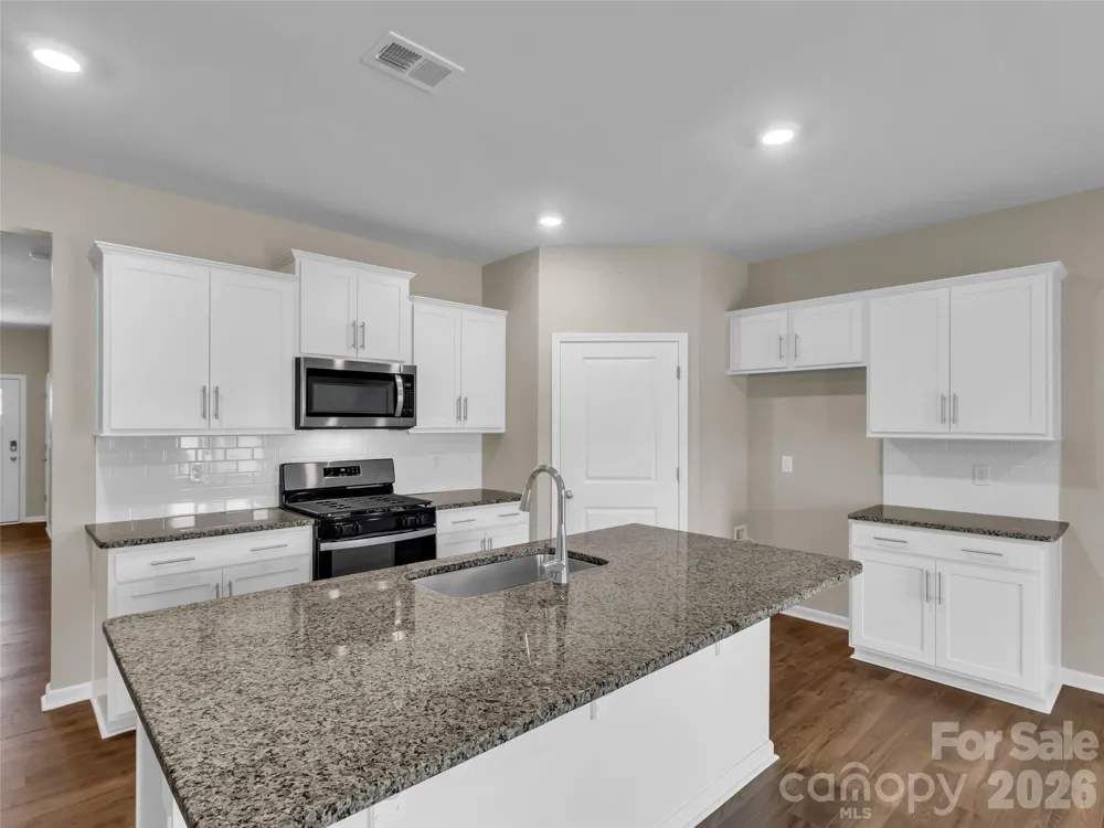 61 Woodvale Drive Waynesville, NC 28786