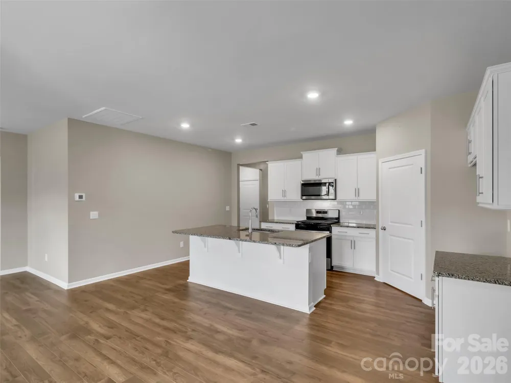 61 Woodvale Drive Waynesville, NC 28786