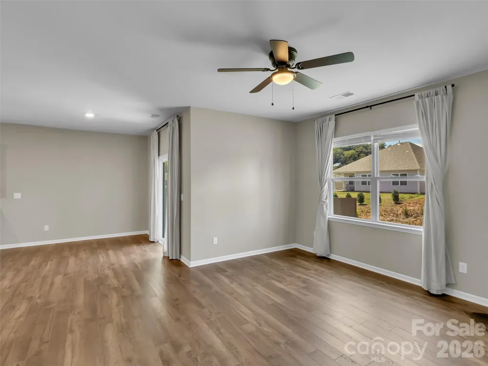 61 Woodvale Drive Waynesville, NC 28786