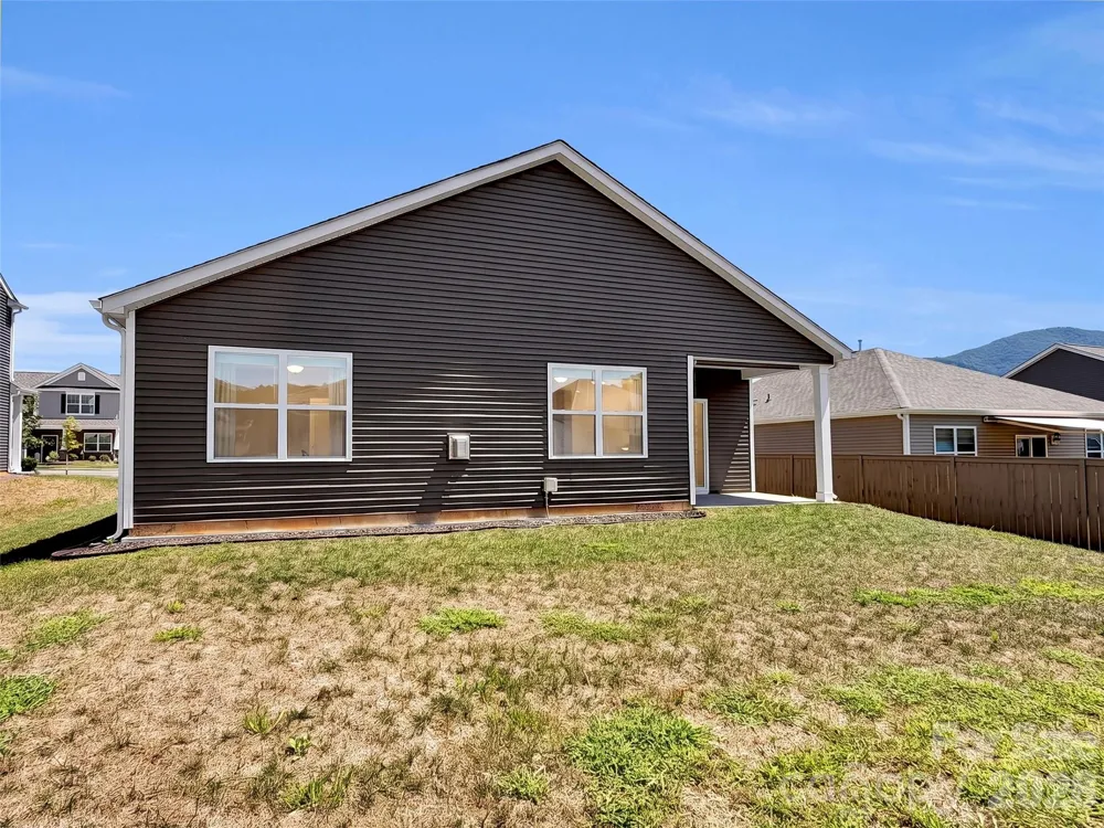 61 Woodvale Drive Waynesville, NC 28786