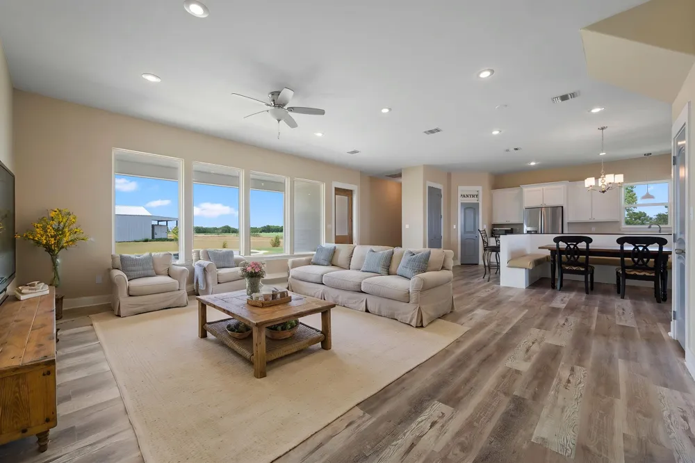 10160 Wallace Road Holland, TX 76534