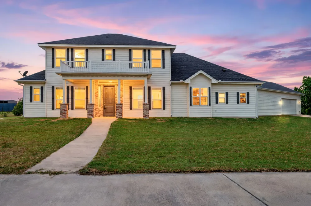 10160 Wallace Road Holland, TX 76534