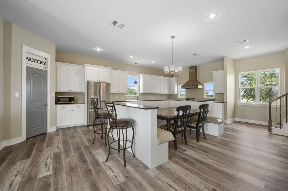 10160 Wallace Road Holland, TX 76534