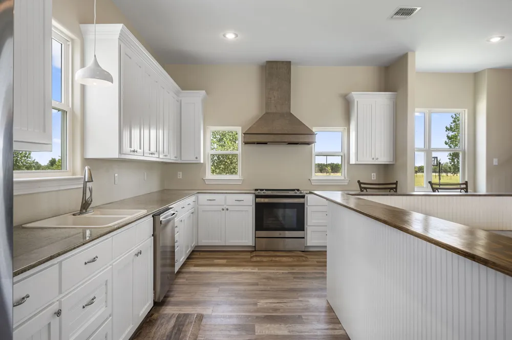 10160 Wallace Road Holland, TX 76534