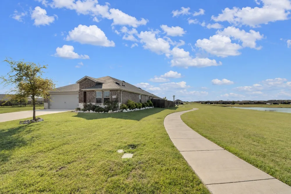 1000 Homestead Lane Royse City, TX 75189
