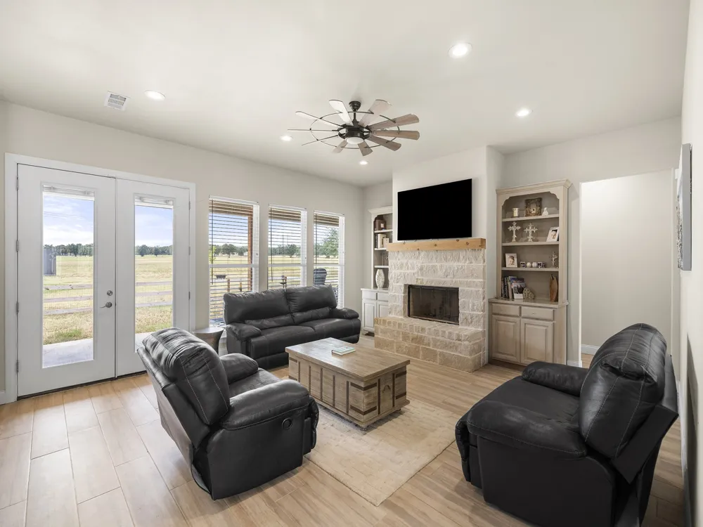 40 Tori Court Santo, TX 76124