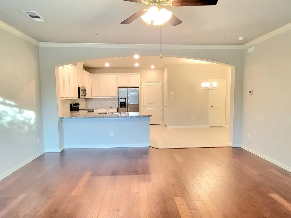 829 Ben Lane Lewisville, TX 75056
