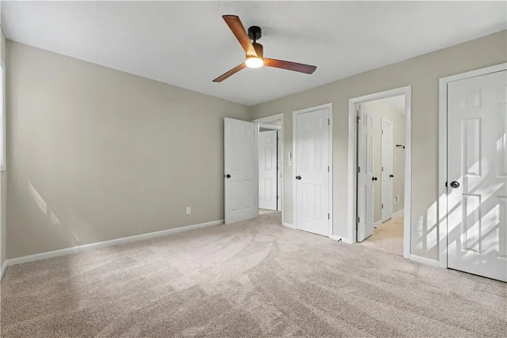 6200 Auburn Drive Riverdale, GA 30296
