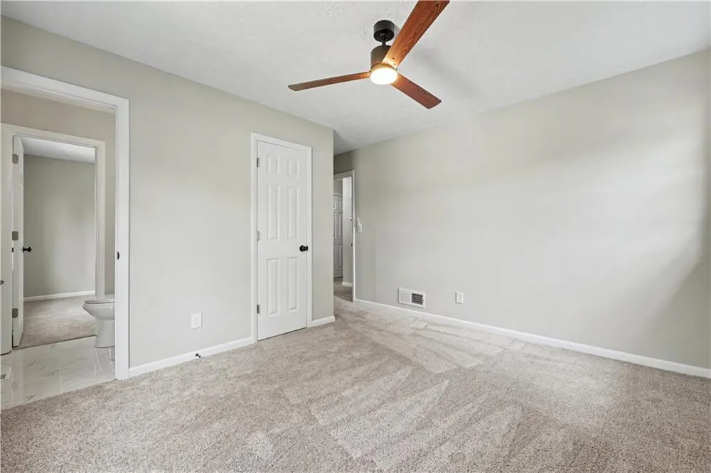6200 Auburn Drive Riverdale, GA 30296