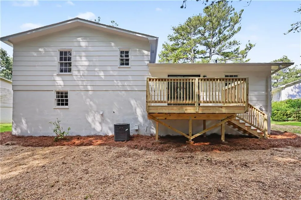 6200 Auburn Drive Riverdale, GA 30296