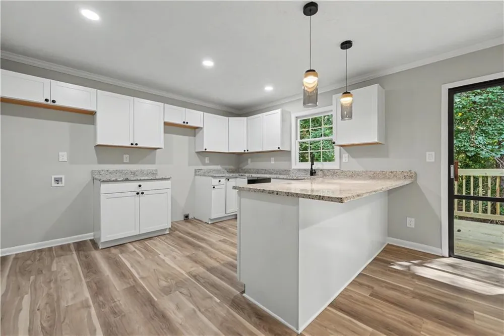 6200 Auburn Drive Riverdale, GA 30296