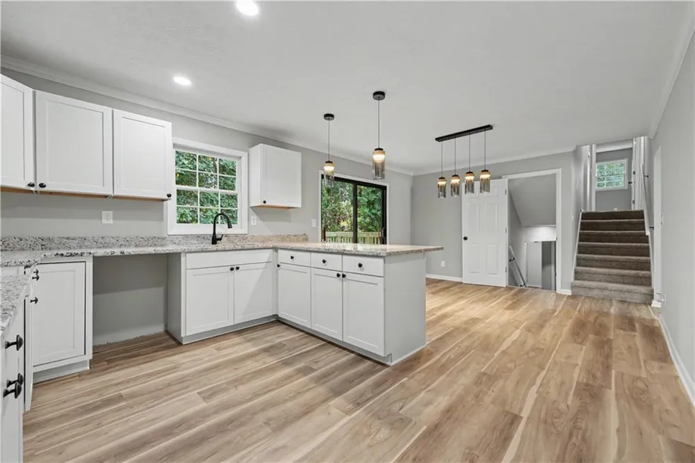 6200 Auburn Drive Riverdale, GA 30296