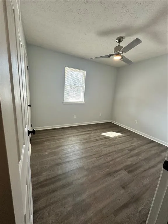 4183 Red Laurel Way Snellville, GA 30039