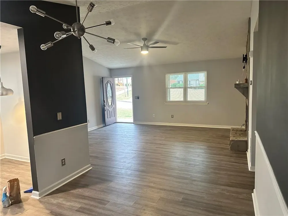 4183 Red Laurel Way Snellville, GA 30039