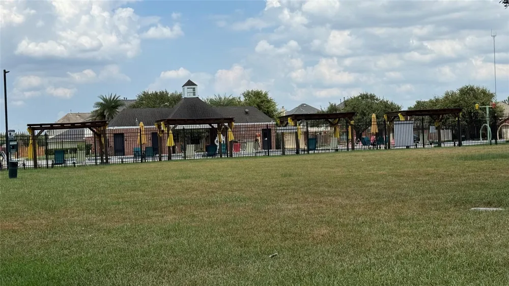 4026 Redwood Hill Court Fresno, TX 77545