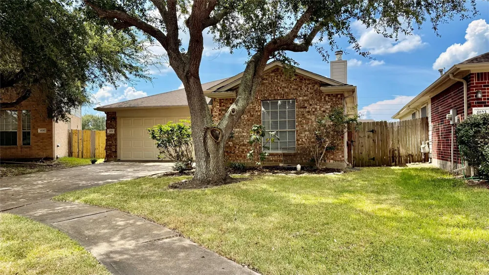 4026 Redwood Hill Court Fresno, TX 77545