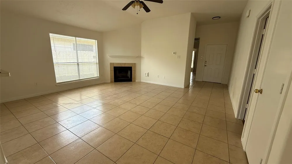 4026 Redwood Hill Court Fresno, TX 77545