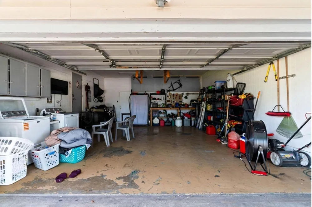 324 Woodlawn Street Sinton, TX 78387