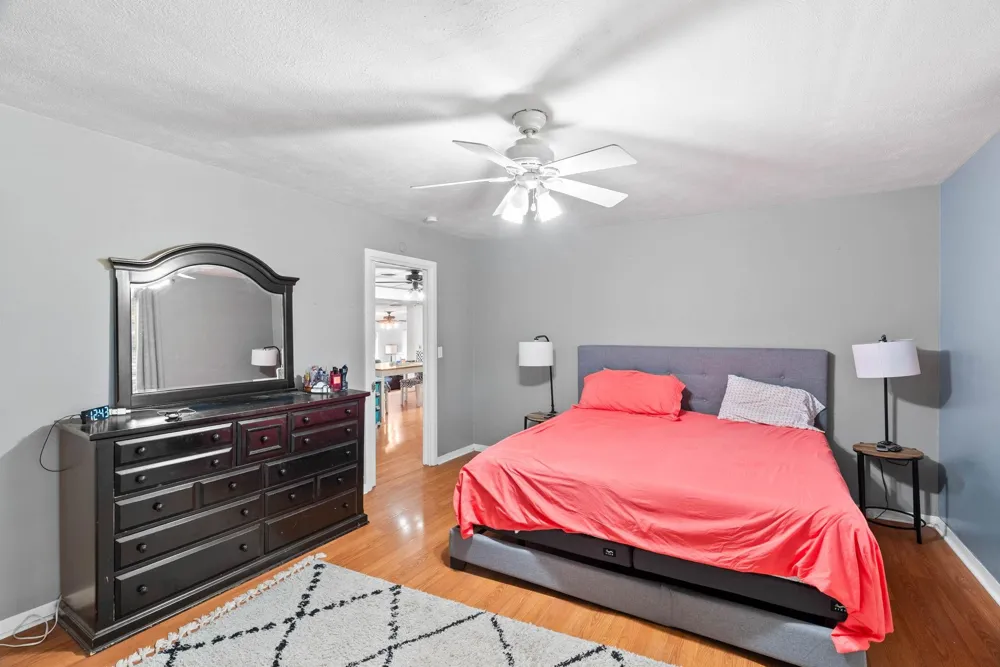 324 Woodlawn Street Sinton, TX 78387