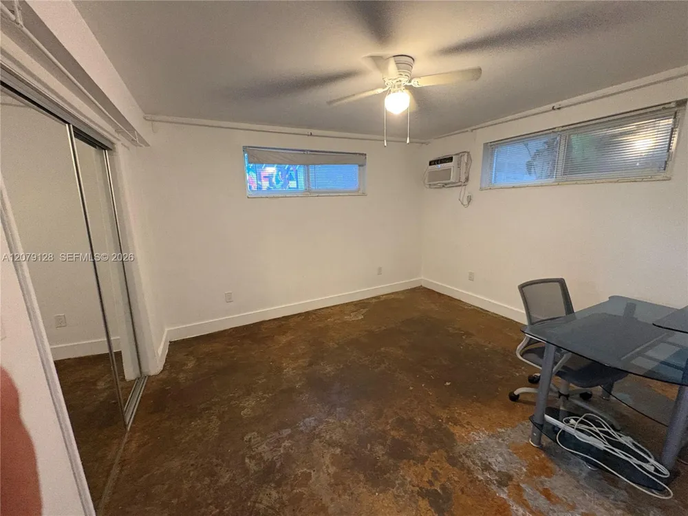 1751 Washington Ave #1H Miami Beach, FL 33139