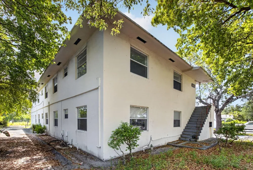 1601 NE 3RD AVENUE Delray Beach, FL 33444