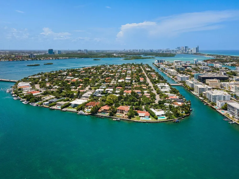 1210 95th Street #18 Bay Harbor Islands, FL 33154