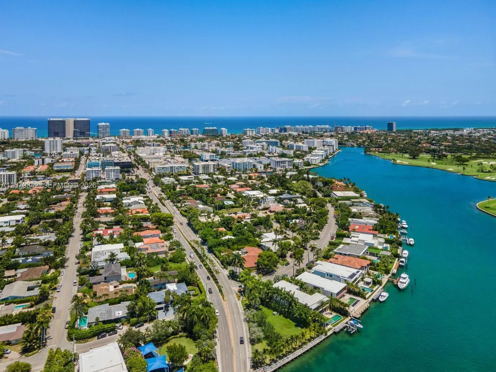 1210 95th Street #18 Bay Harbor Islands, FL 33154