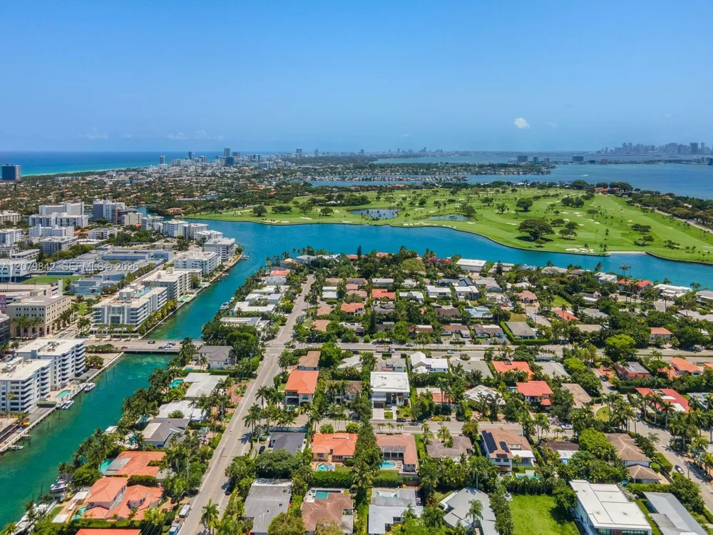 1210 95th Street #18 Bay Harbor Islands, FL 33154
