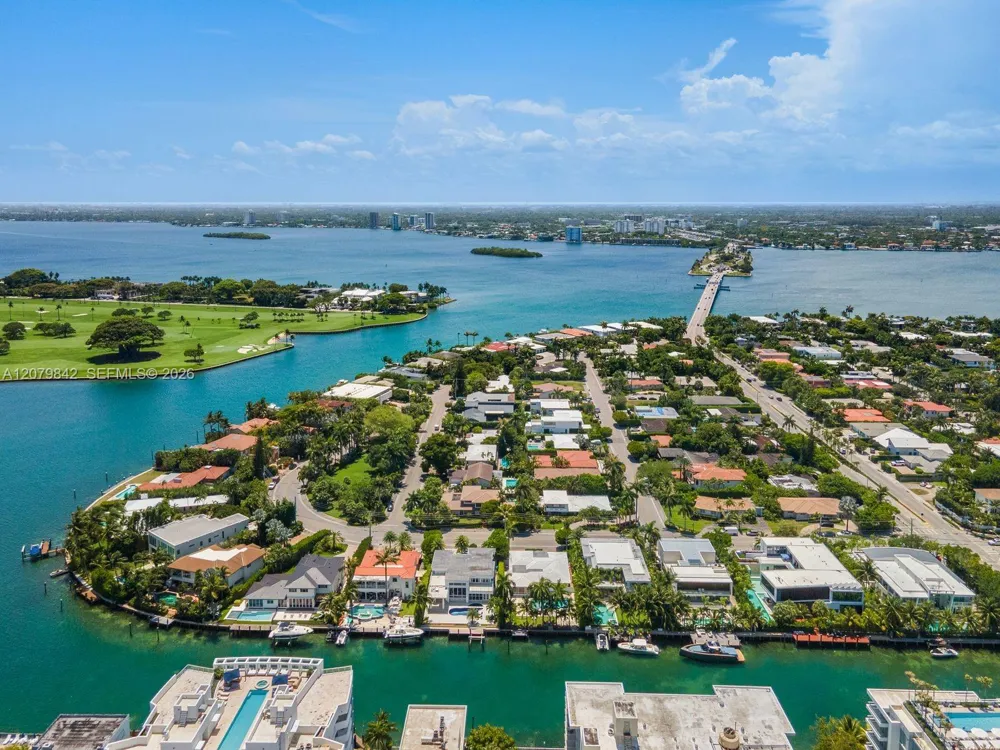 1210 95th Street #18 Bay Harbor Islands, FL 33154